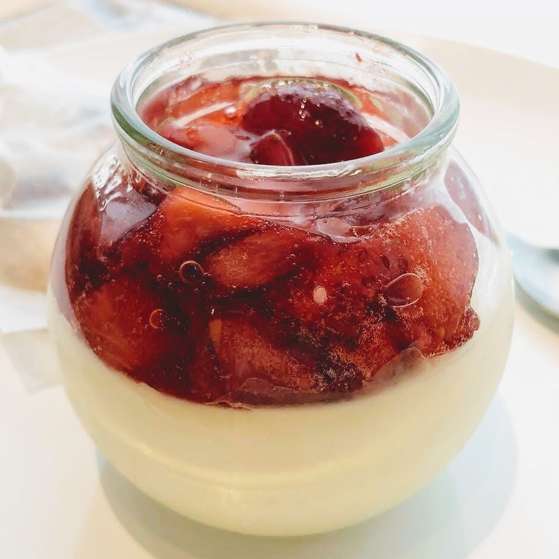 いちごのプリン(いちびこ 太子堂店)