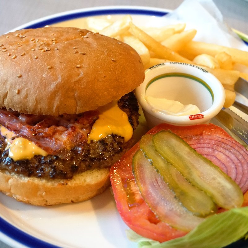 ベーコン＆チーズバーガー(SEA DINER(シーダイナー))