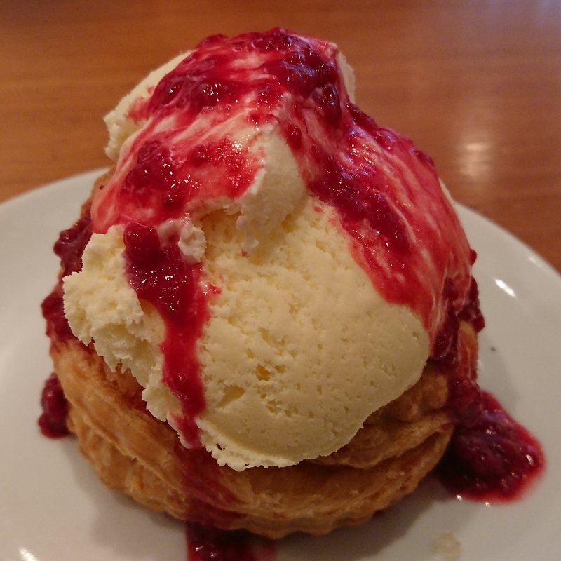 アップルパイアラモード (ラズベリー)(SHUTTERS (シャッターズ) 港北ニュータウン店)