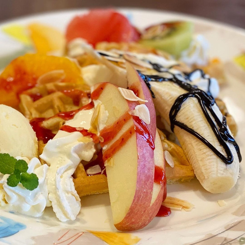 フルーツワッフル(リヨンの森 )