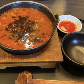 牛バラ牛スジとろとろ担々麺（コラーゲン入り）(中華料理50番)