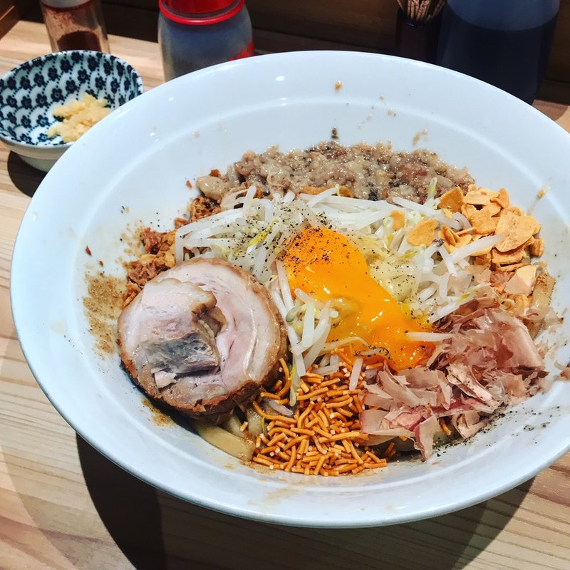 マゼソバ 中(眞久中)