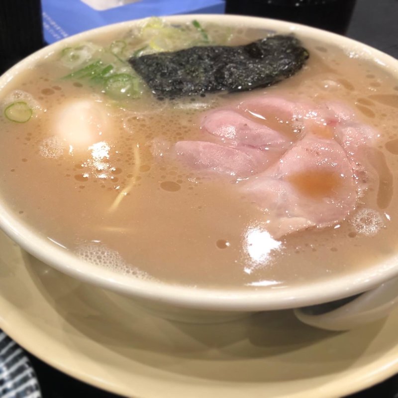味玉豚骨ラーメン(中洲川端きりん)