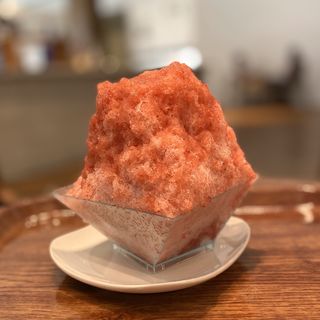 苺まるごとかき氷(温泉カフェ)