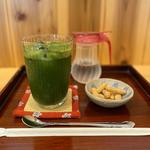 抹茶ソーダ(茶輪)