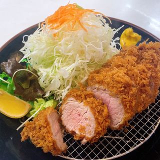 特上ヒレカツ定食 まるやま食堂 の口コミ一覧 おいしい一皿が集まるグルメコミュニティサービス Sarah