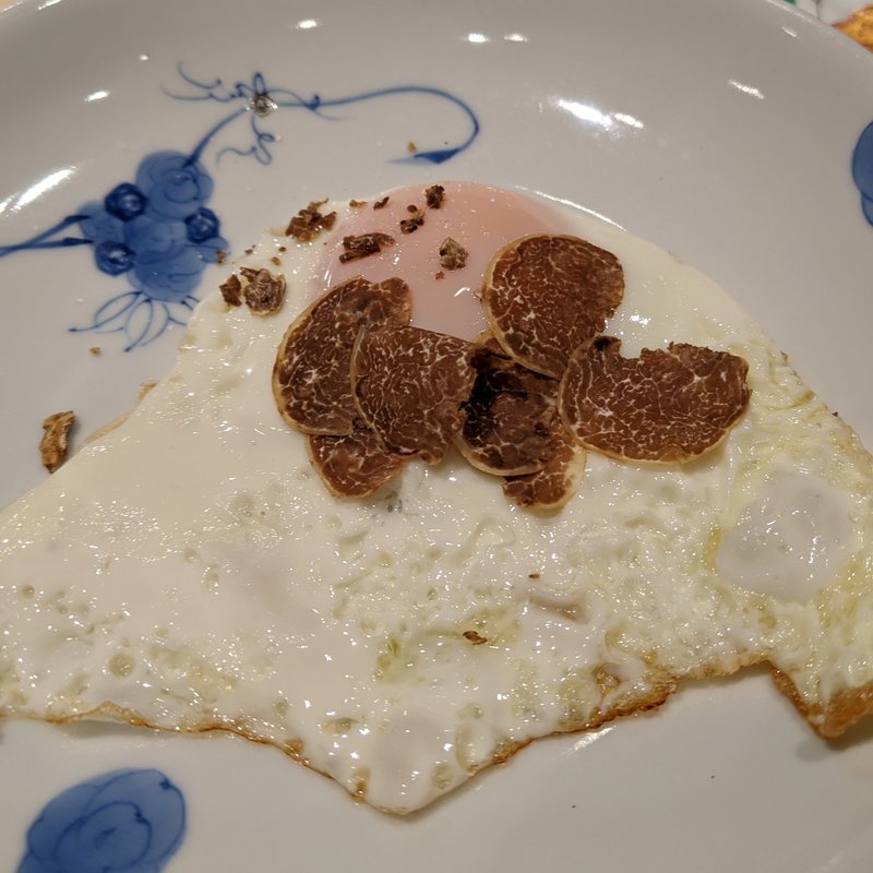 横浜地卵と白トリュフ(シェ・フルール横濱)