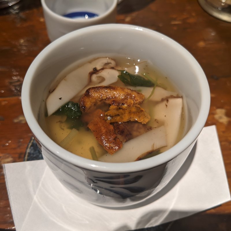 松茸と雲丹の茶碗蒸し(魚屋がぶ)