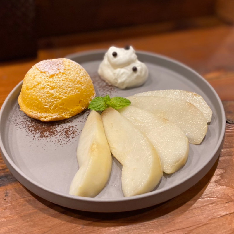 新潟産ル・レクチェのデザートプレート(ココアショップ アカイトリ)