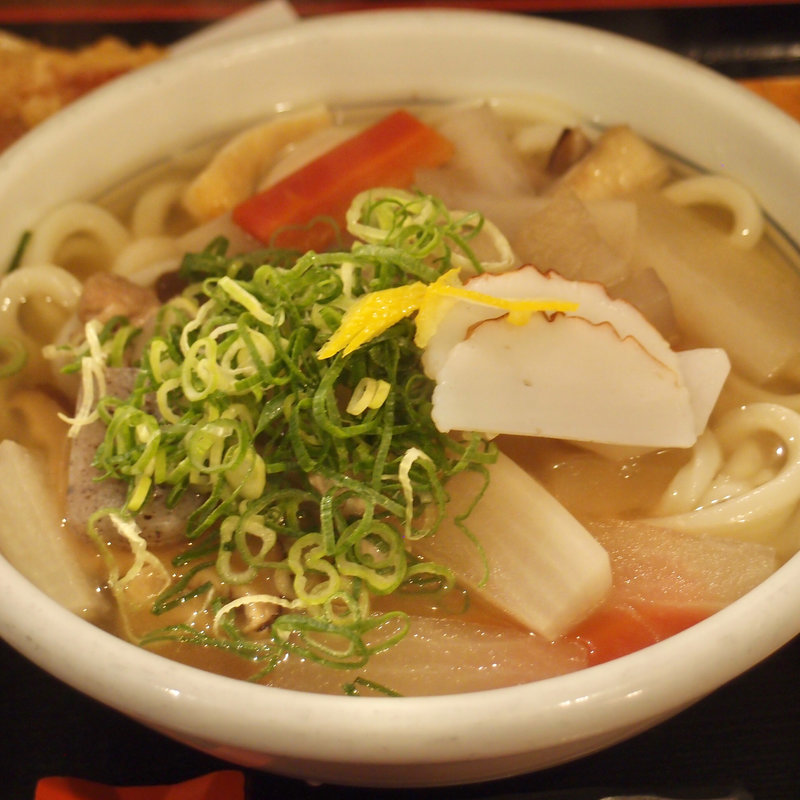 しっぽくうどん(讃岐うどん 蔵之介 （くらのすけ）)