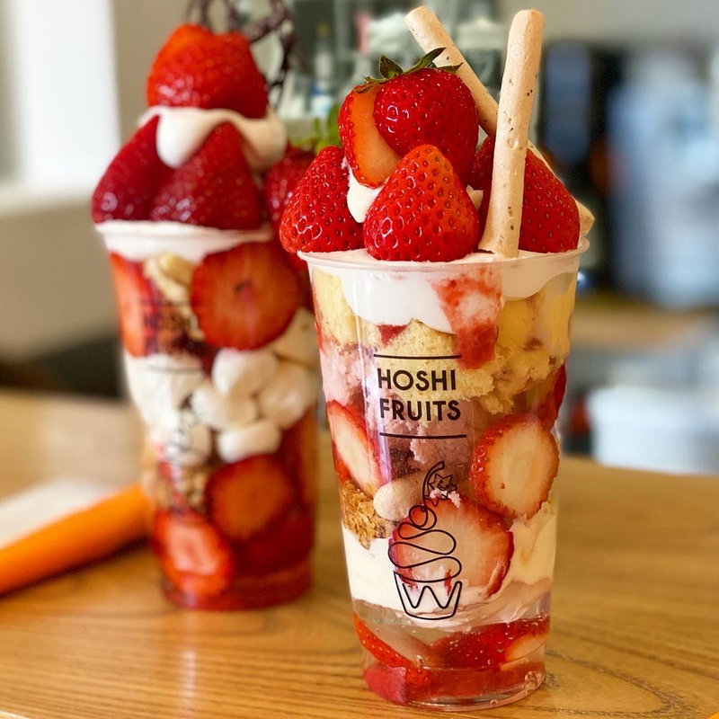 いちごパフェ(アデリーホシフルーツ)