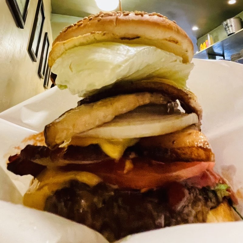 ベーコンチーズバーガー(ベーカーバウンス)