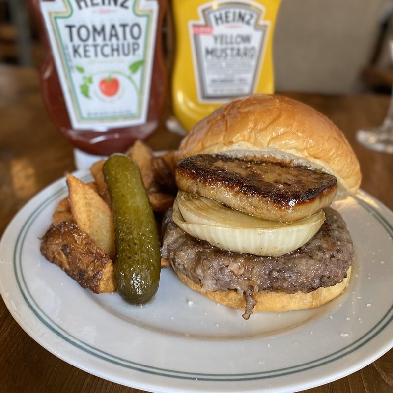 グリルドビーフ& フォアグラバーガー(Xato burrata ＆ steak)