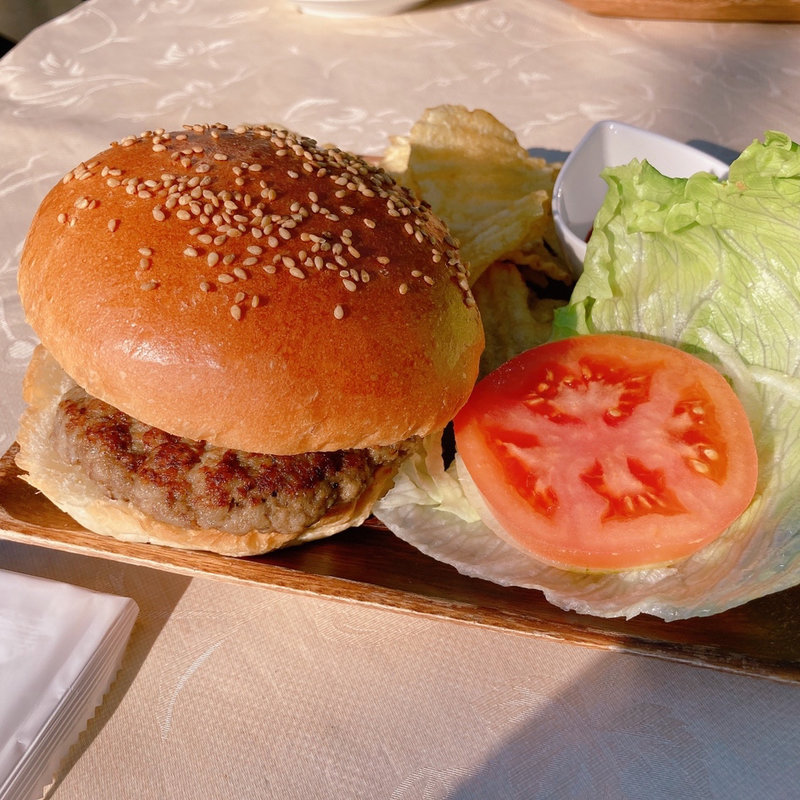 チーズバーガー(えの木てい)