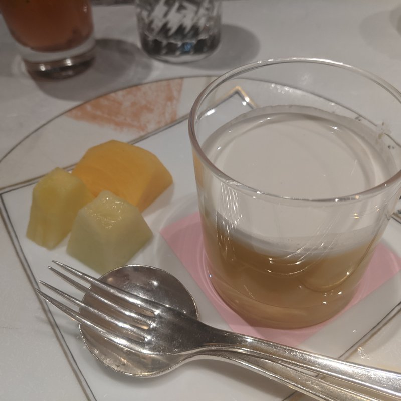 マンゴープリンとフルーツ(大観苑)