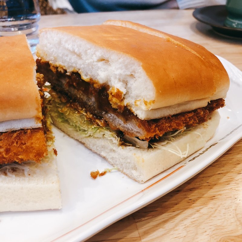 カツカレーパン(コメダ珈琲 イオン駒岡店)