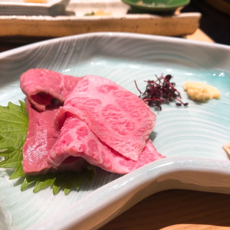 牛刺し赤身(飛騨牛一頭家 馬喰一代 銀座)