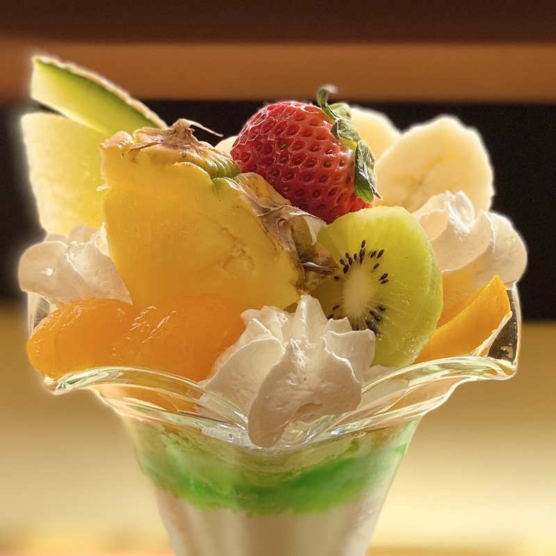 フルーツパフェ(みつばち )