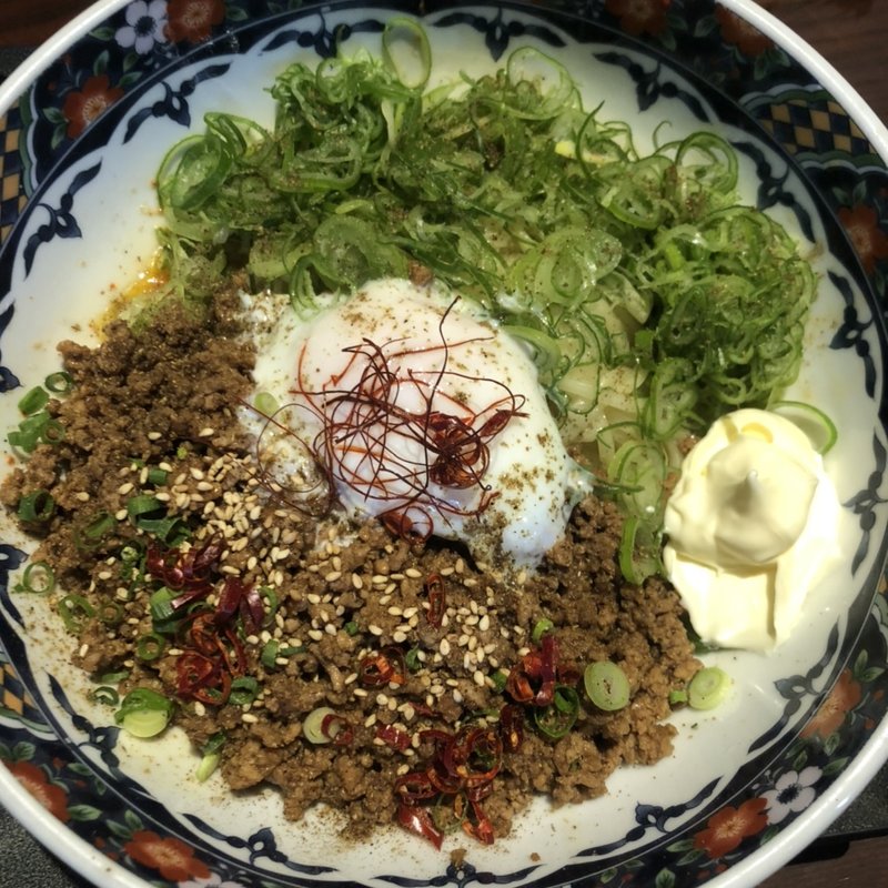 汁なし担々麺(中国料理九龍)