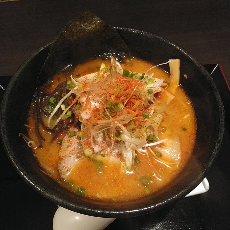 赤辛とんこつらーめん(らーめん武まる （ラーメンタケマル）)
