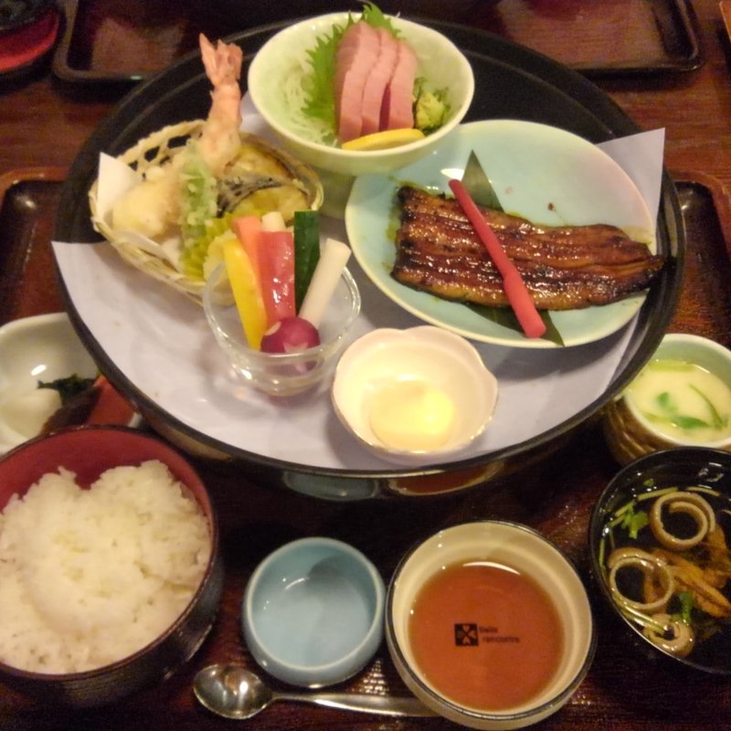 姫沙羅定食(姫沙羅 （ひめしゃら）)