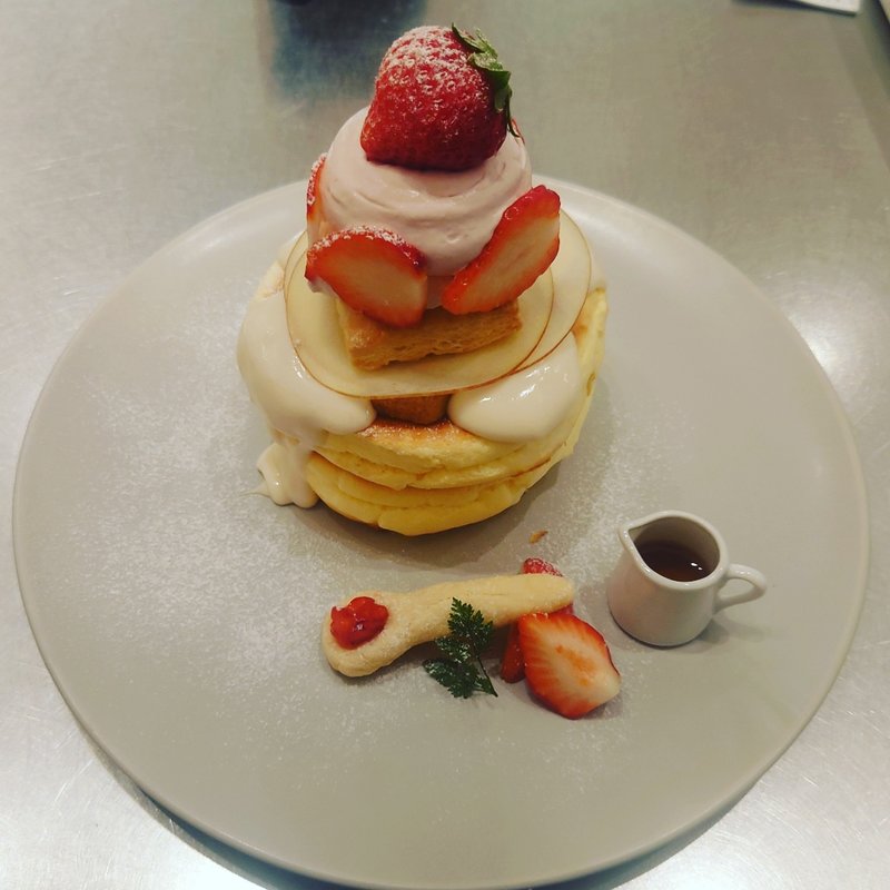 新春いちご(レインボーパンケーキ 西武池袋店)