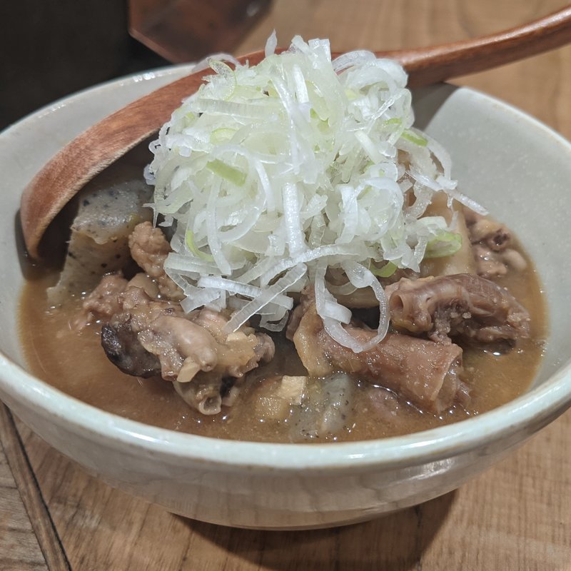 鶏もつ煮込み(上野黒門 鳥恵 （トリエ）)