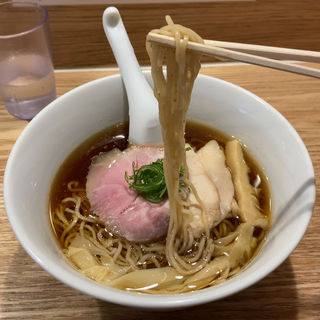 醤油らぁ麺(らぁ麺 はやし田 多摩センター店)
