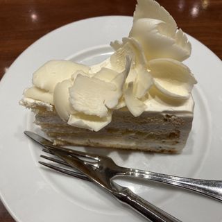 ホワイトチョコレートケーキ(HARBS(ハーブス) アトレ吉祥寺店)