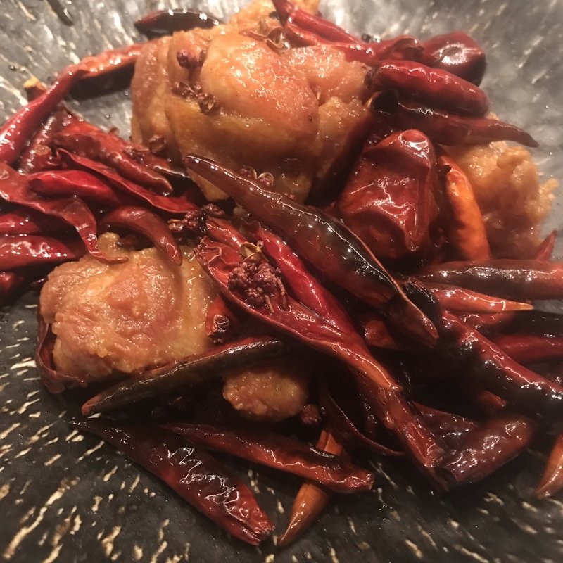 鶏山椒唐辛子炒め(CINA New Modern Chinese 恵比寿本店)