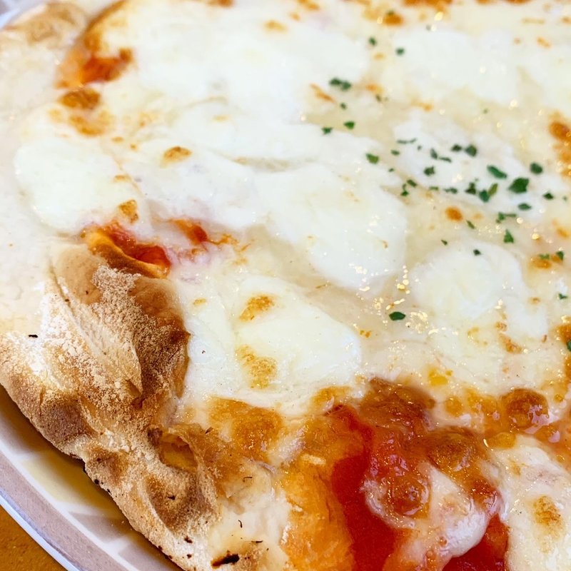 バッファローモッツアレラのピザ Wチーズ(サイゼリヤ 稲城向陽台店)