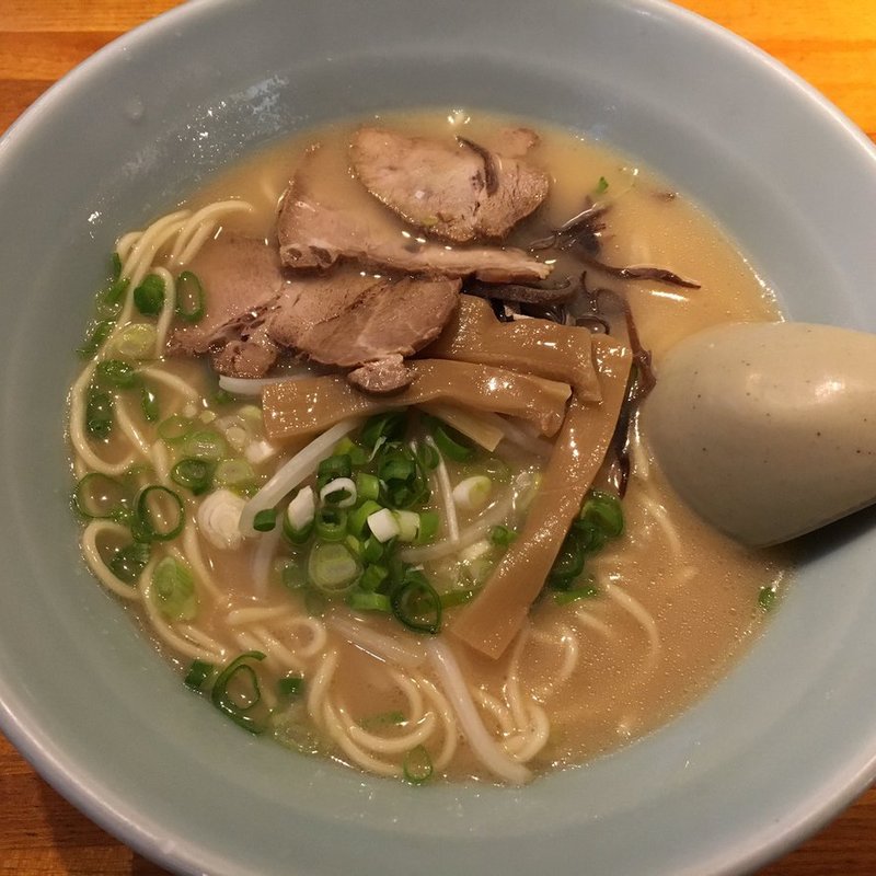 とんこつらーめん(中華喜楽 本店)