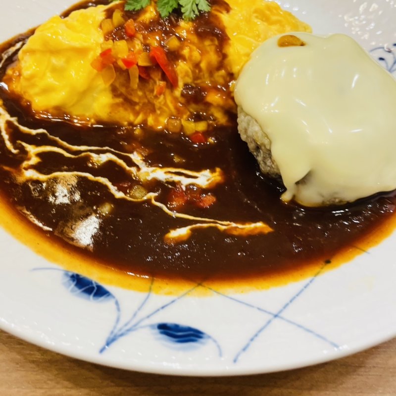 (卵料理・ケーキ ダッキーダック 有楽町店)