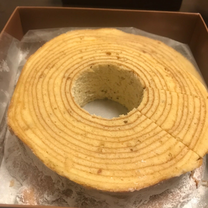 切り株バームクーヘン(パティスリー・シュクレ)