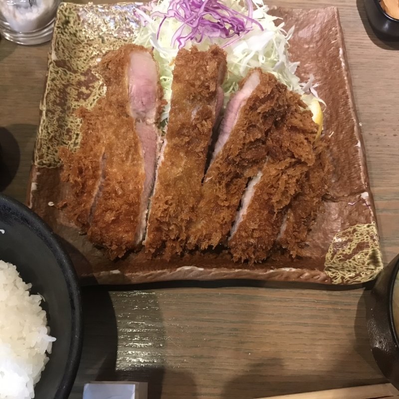 特上ロースかつ定食(とんかつ 大宝)