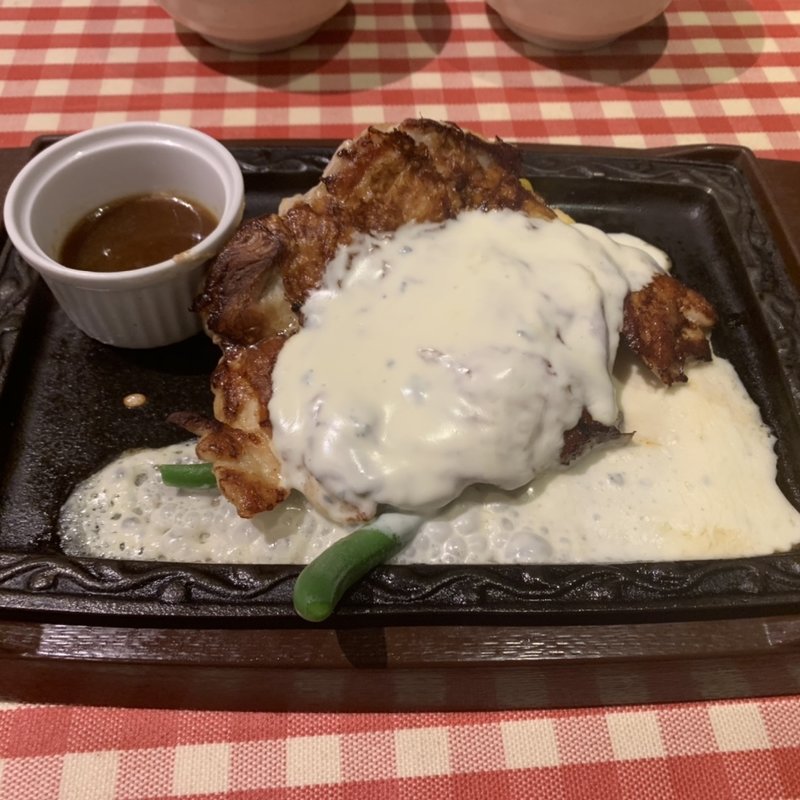 濃厚チーズチキンステーキ(肉スタ 羽田大鳥居店)