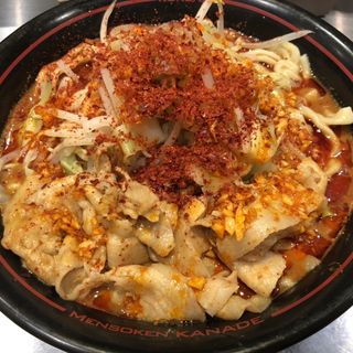 鬼紅ラーメン(大盛)(麺創研 紅-KURENAI-)