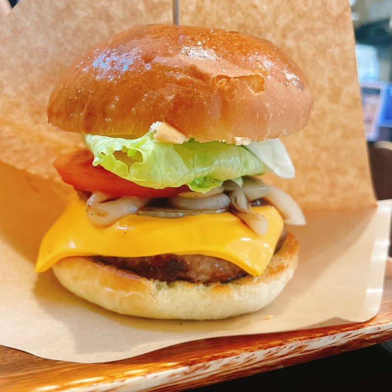 淡路島チーズバーガー(淡路島バーガー高円寺店)