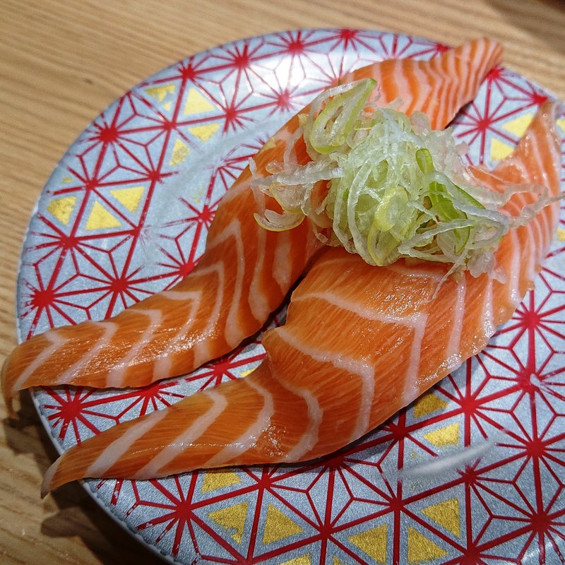 生とろサーモン(回し寿司活 グランツリー武蔵小杉店)