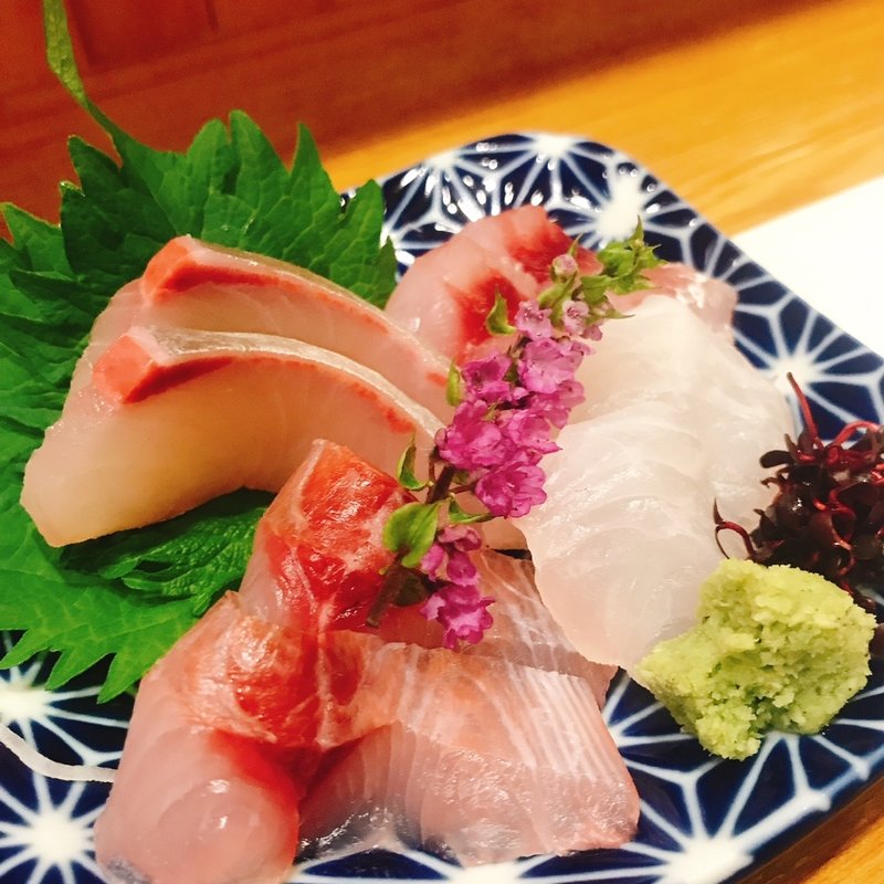 お造り盛合せ(四季おりおり)