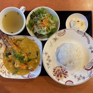 エビカレー(5 STAR MYANMAR レストラン)