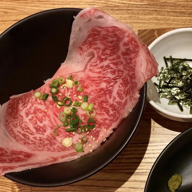 サーロイン茶漬け(炭火焼肉バル AGITO HIRAO)