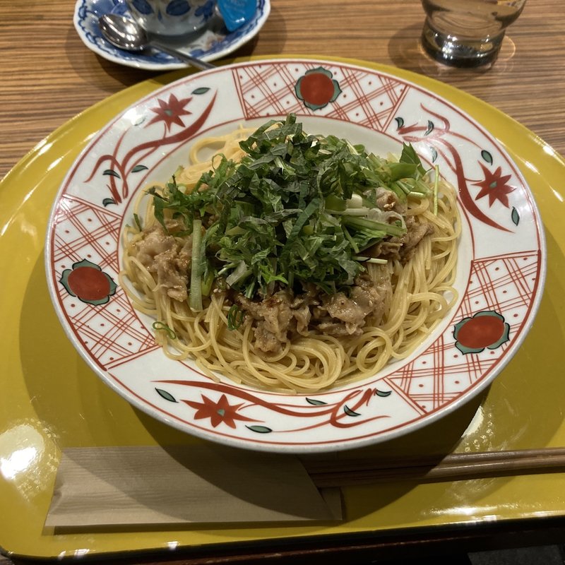 京もち豚のしゃぶしゃぶとたっぷり野菜のごまだれ風味(先斗入ル なんばウォーク店)