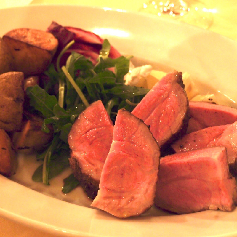 国産和牛の炭火焼きタリアータ(DELIZIOSO FIRENZE)