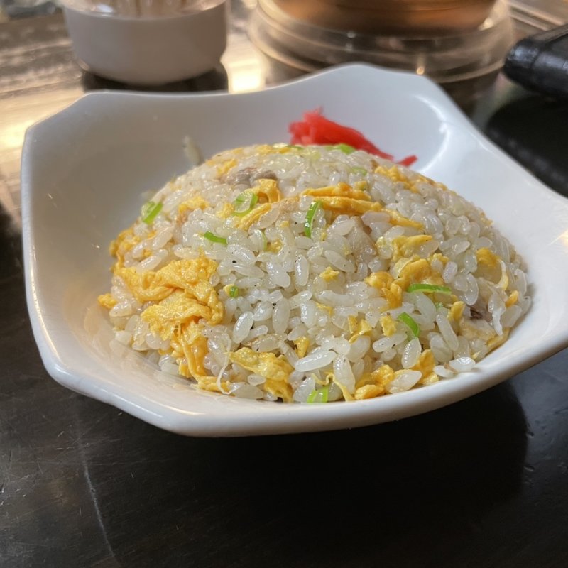 半チャーハン(麺伝 とも )