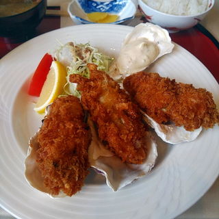 牡蠣フライ定食(レストラン日高見)