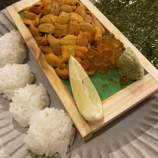 ウニ寿司(鉄板と洋食のお店 ログバル)