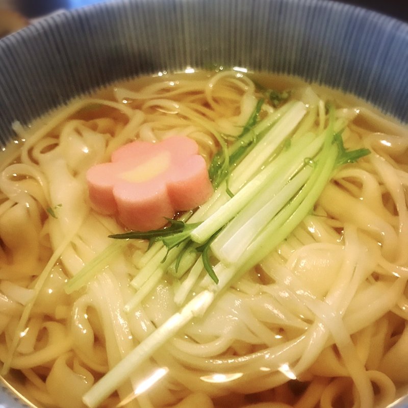 稲庭うどんとみたらし団子(江戸料理櫻田)