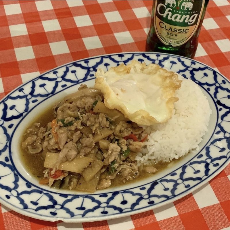 バイカパオ(タイ屋台居酒屋ガムランディー)