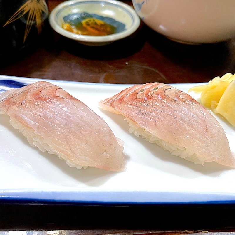 県魚ひらめ握り(朝市寿司 )